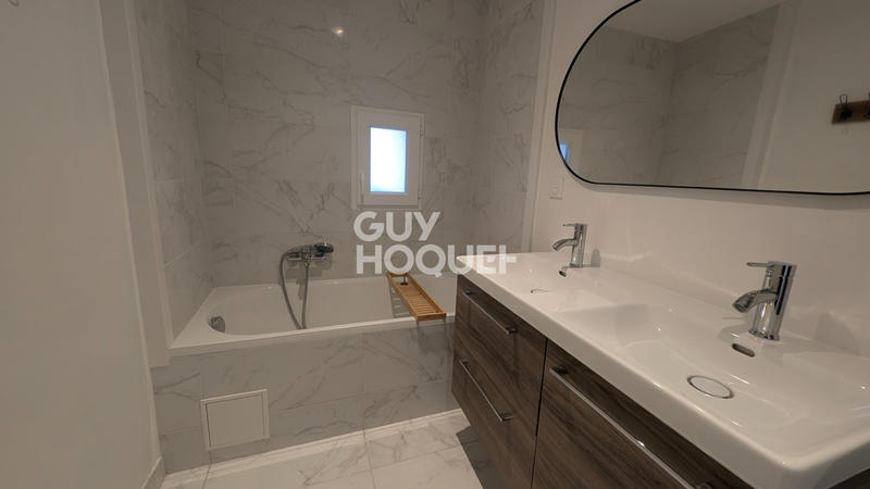 Maison - 97 m² - 6 pièces