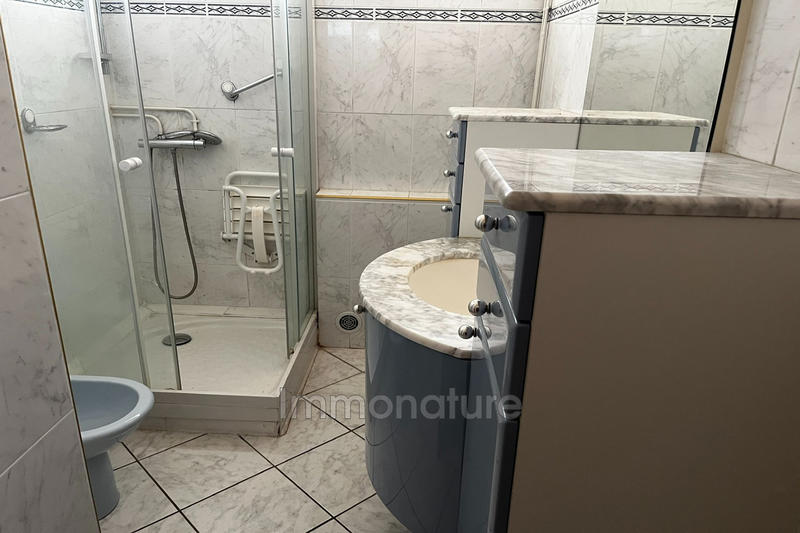 Appartement - 90 m² - 3 pièces