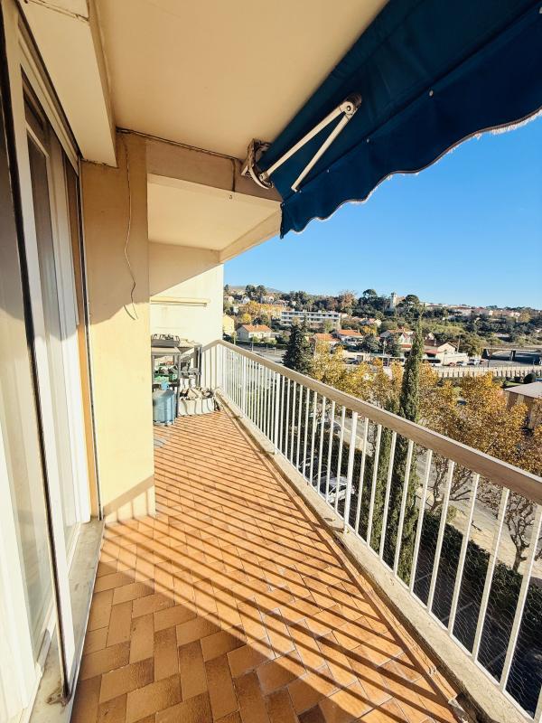 Appartement - 76 m² - 4 pièces