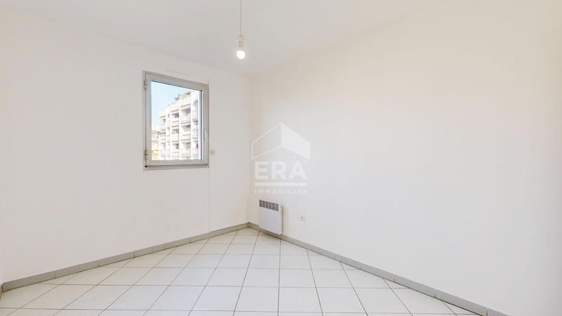 Appartement - 111 m² - 5 pièces