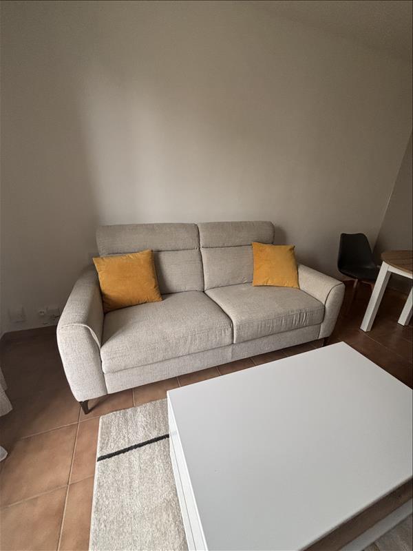 Studio - 25 m² - 1 pièce