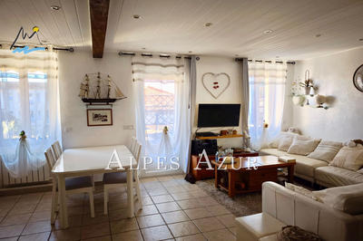 Maison de ville - 107 m² - 5 pièces