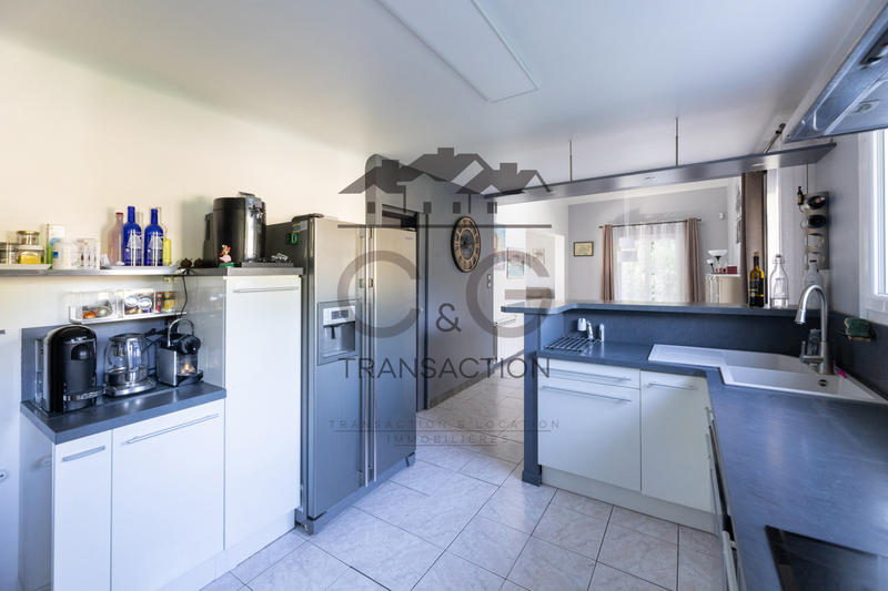 Maison - 159 m² - 6 pièces