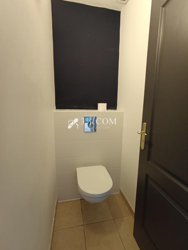 Maison - 220 m² - 9 pièces