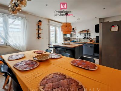 Maison - 140 m² - 5 pièces