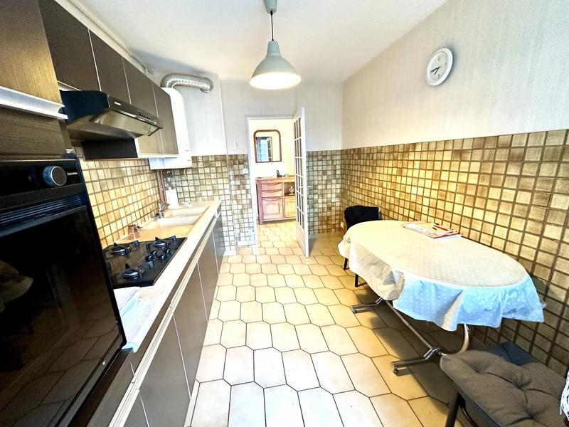 Appartement - 75 m² - 4 pièces