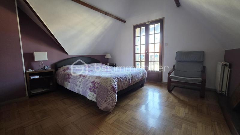 Maison - 169 m² - 8 pièces