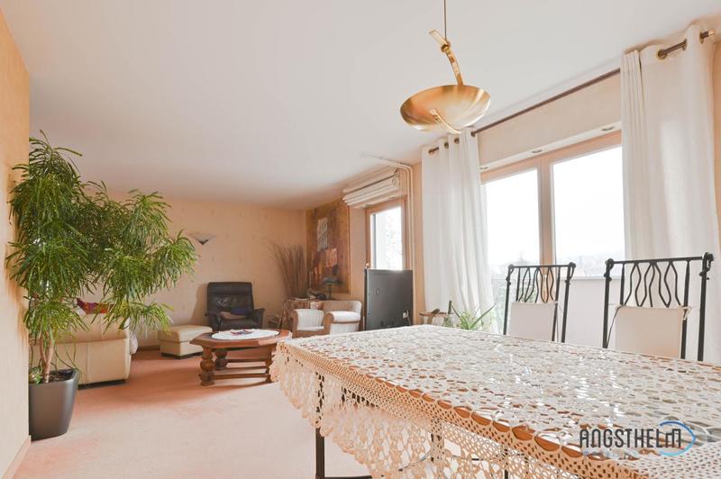 Appartement - 132 m² - 5 pièces