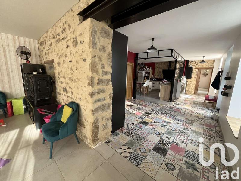 Maison - 310 m² - 8 pièces