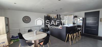 Maison - 140 m² - 6 pièces