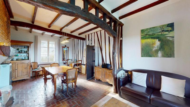 Demeure - 101 m² - 6 pièces