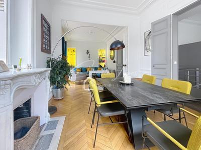 Appartement - 132 m² - 5 pièces