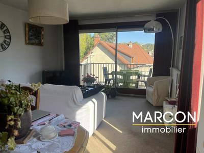 Appartement - 85 m² - 3 pièces