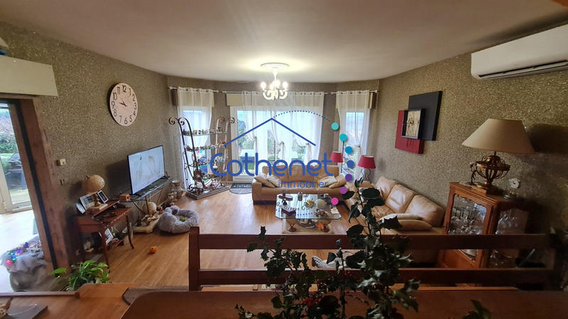 Maison - 232 m² - 5 pièces