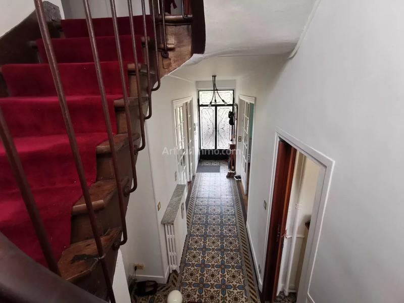 Maison - 203 m² - 8 pièces