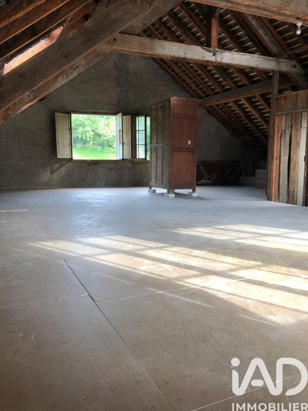 Maison - 340 m² - 8 pièces