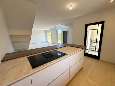 Maison - 125 m² - 6 pièces