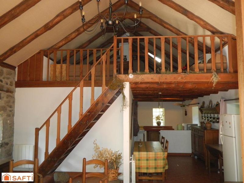 Maison - 80 m² - 4 pièces