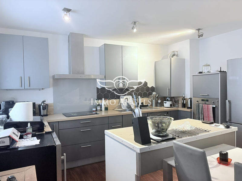 Appartement - 87 m² - 3 pièces