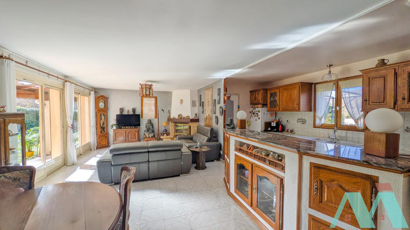 Maison - 125 m² - 5 pièces