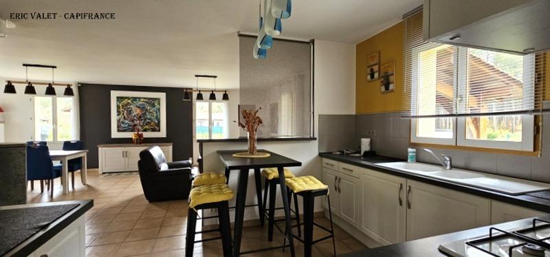 Maison - 104 m² - 4 pièces