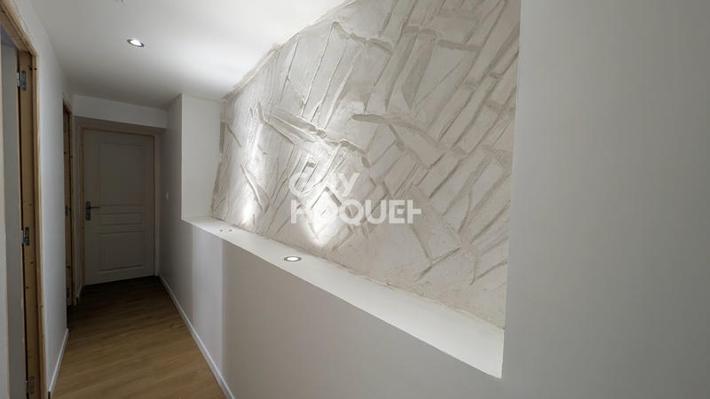 Maison - 97 m² - 6 pièces