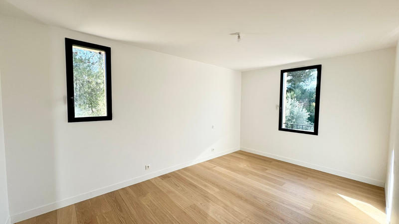 Maison - 175 m² - 5 pièces