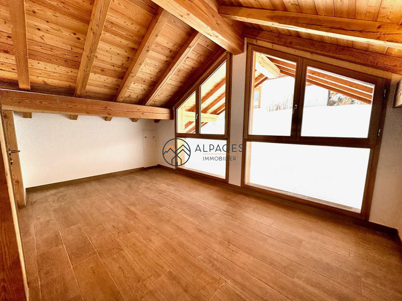 Châlet - 257 m² - 10 pièces