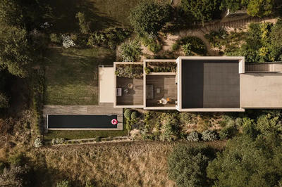 Demeure - 170 m² - 6 pièces