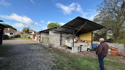 Maison - 200 m² - 8 pièces