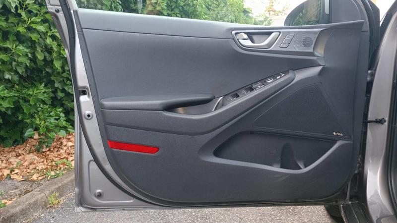 Hyundai Ioniq 38,3 kWh 136 Executive - Entretien constructeur