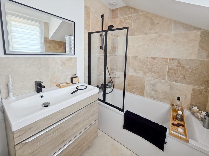 Maison - 115 m² - 5 pièces