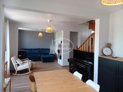 Maison - 96 m² - 5 pièces