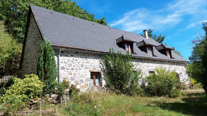 Maison traditionnelle - 238 m² - 10 pièces