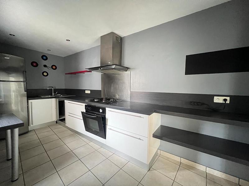 Maison - 97 m² - 3 pièces