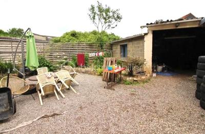 Maison de ville - 100 m² - 5 pièces