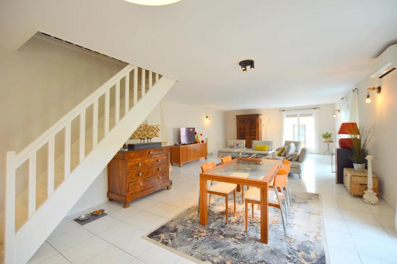 Maison - 160 m² - 4 pièces