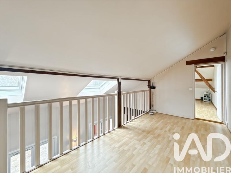 Maison - 211 m² - 8 pièces