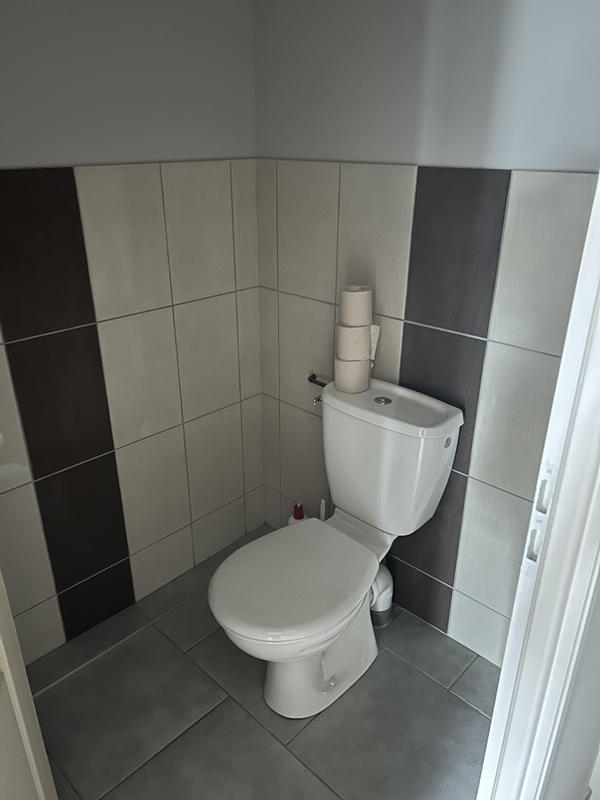 Local commercial - 233 m²