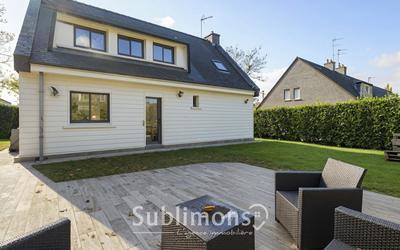 Maison traditionnelle - 114 m² - 7 pièces