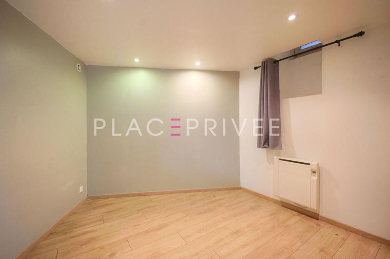 Appartement - 106 m² - 5 pièces