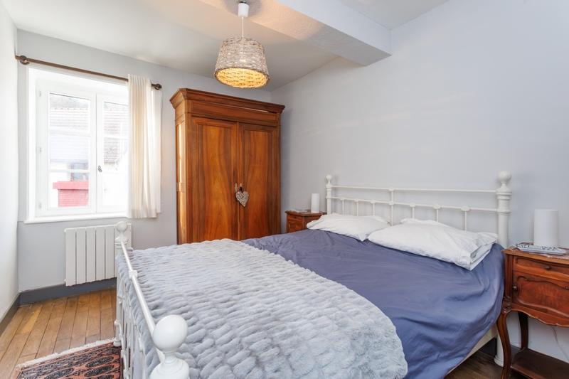 Propriété - 295 m² - 10 pièces