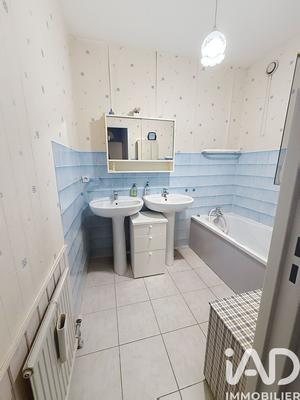 Appartement - 85 m² - 5 pièces