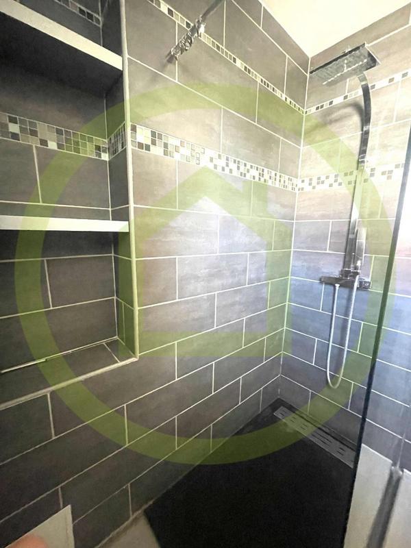 Maison - 177 m² - 6 pièces