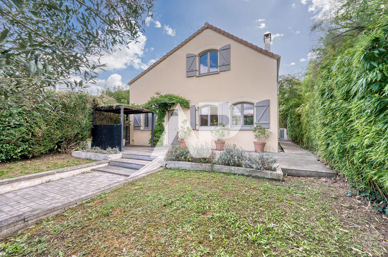 Maison - 148 m² - 6 pièces