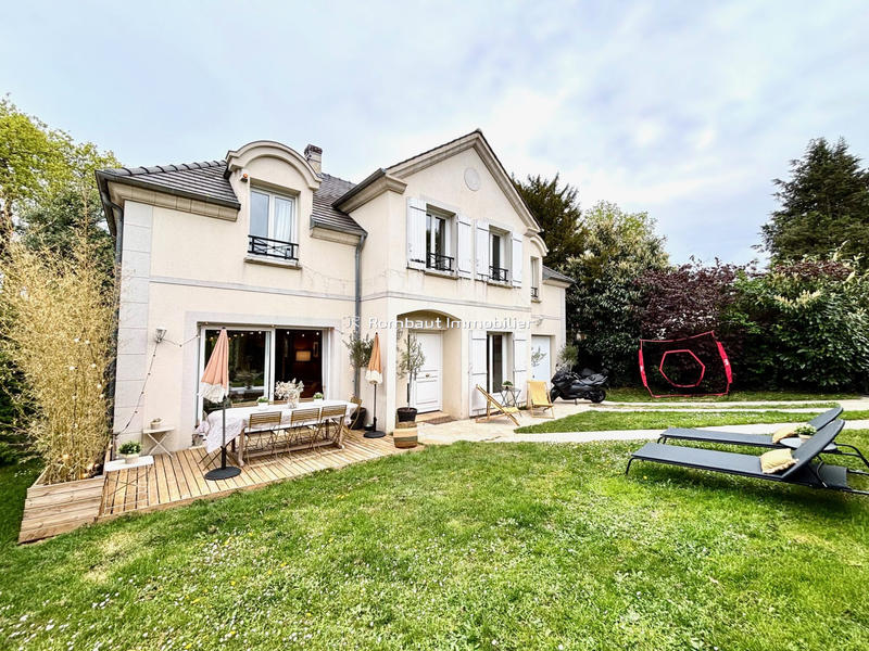 Maison - 183 m² - 7 pièces