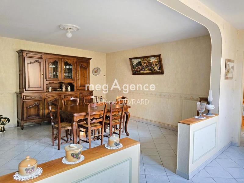 Maison - 111 m² - 6 pièces