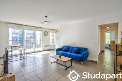 Chambre - 9 m² - 1 pièce