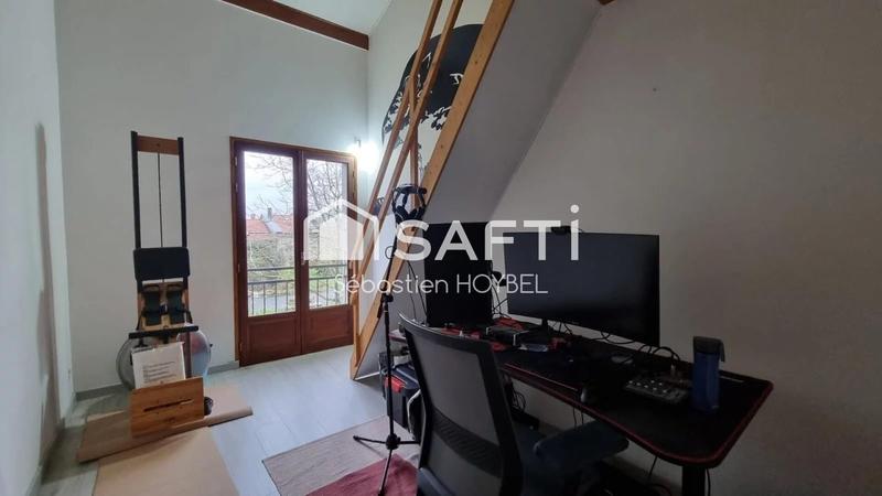 Maison - 227 m² - 7 pièces