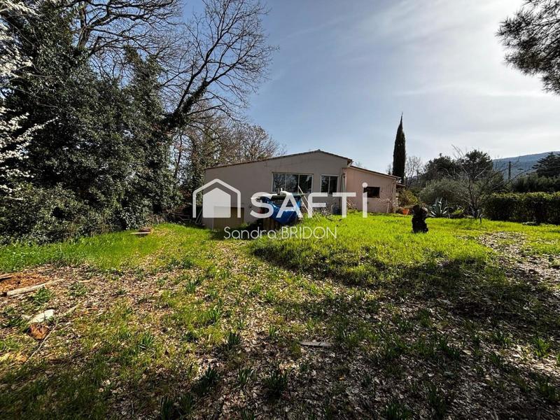 Villa - 168 m² - 6 pièces